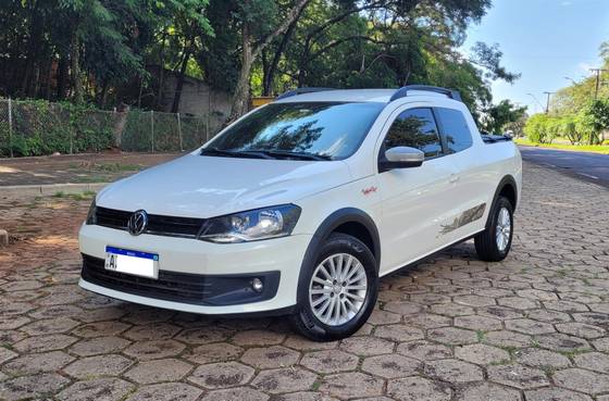 VOLKSWAGEN SAVEIRO 1.6 MI ROCK IN RIO CD 8V FLEX 2P MANUAL